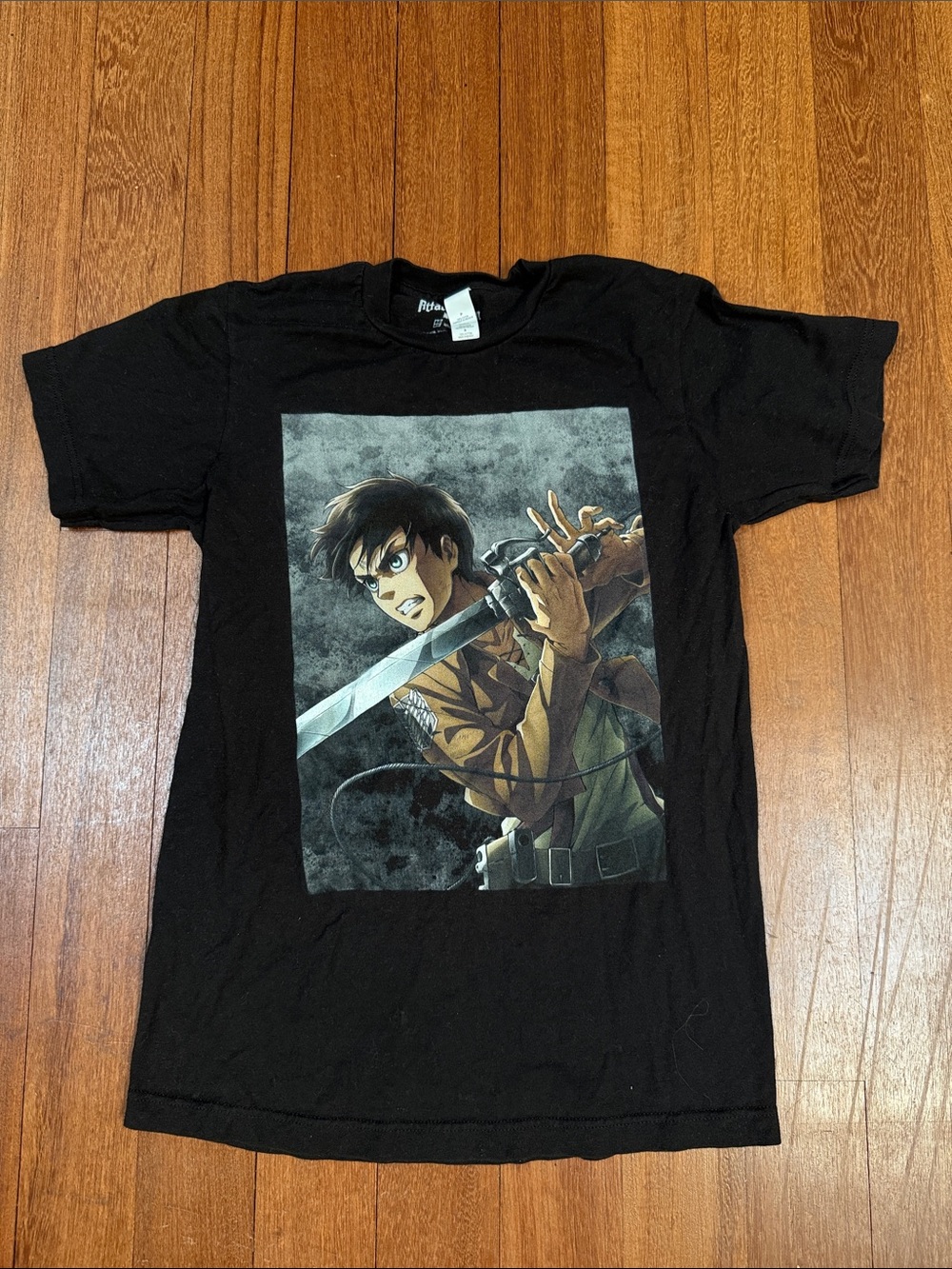 Attack on Titan Eren Yeager Anime Graphic Tee Men’s Small